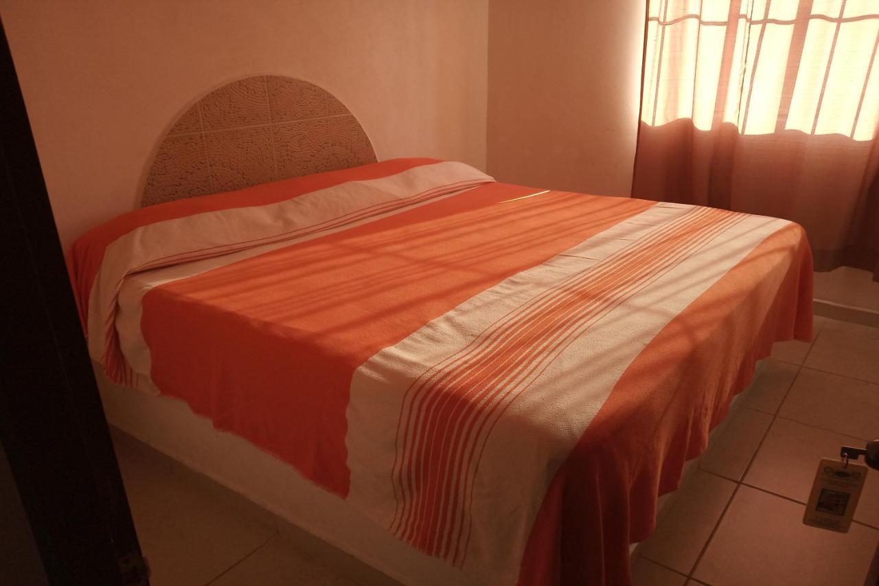 Condo Hotel Los Girasoles Santa María Huatulco Extérieur photo