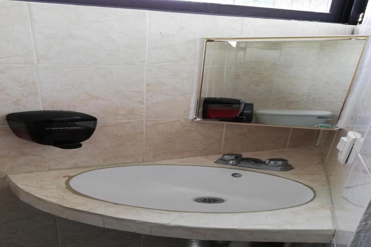 Condo Hotel Los Girasoles Santa María Huatulco Extérieur photo